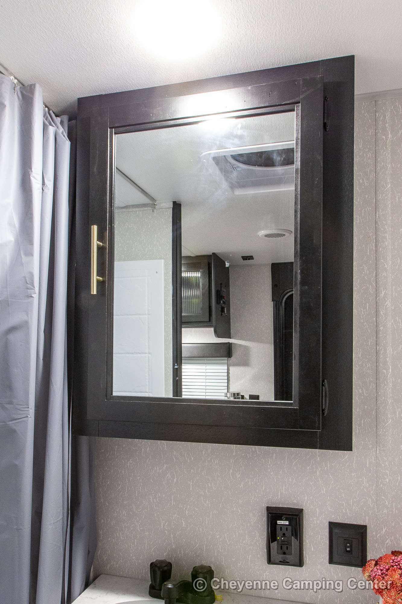 2022 Forest River Cherokee Grey Wolf 20RDSE Travel Trailer Interior Image