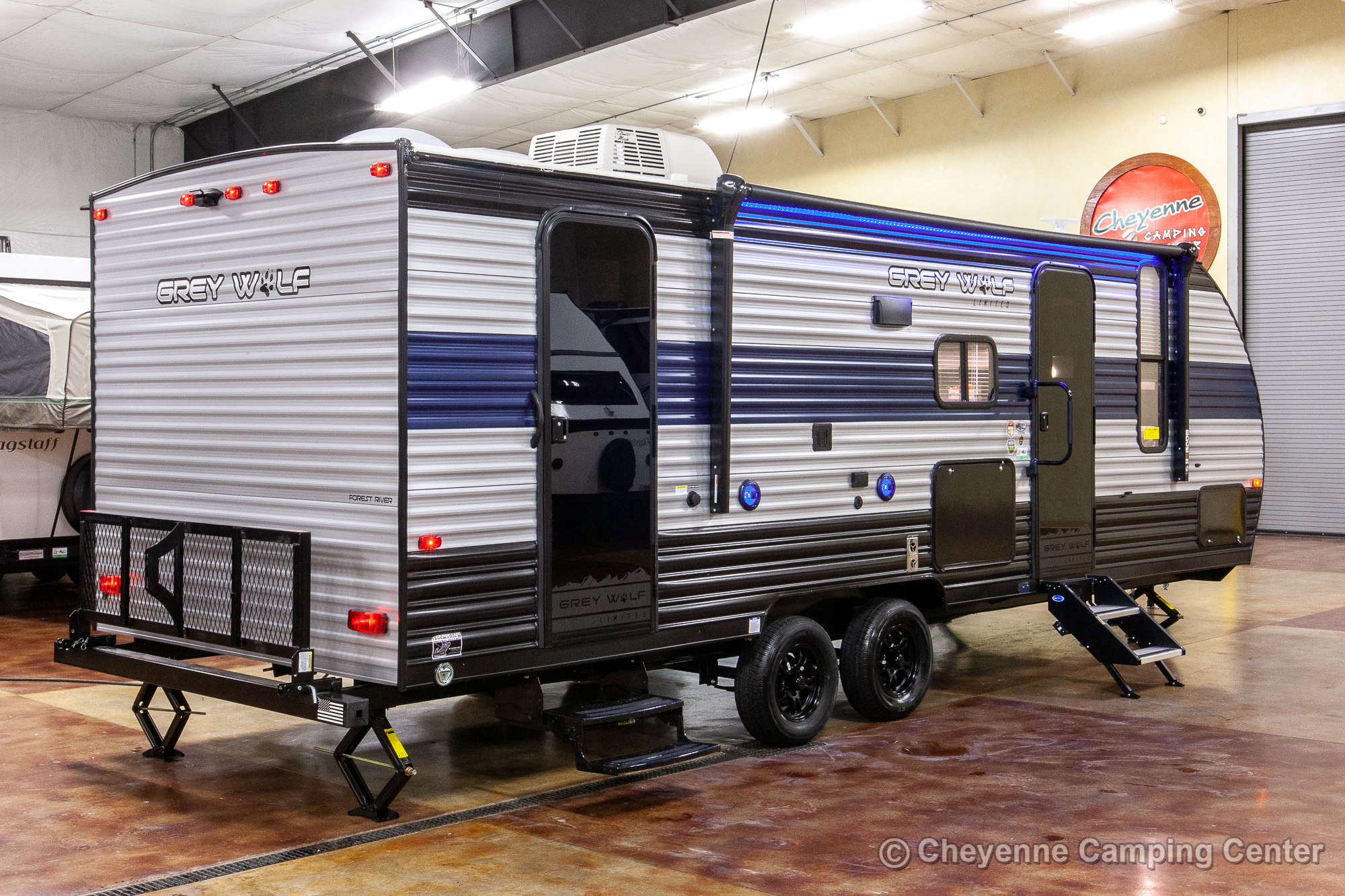 gray wolf travel trailers