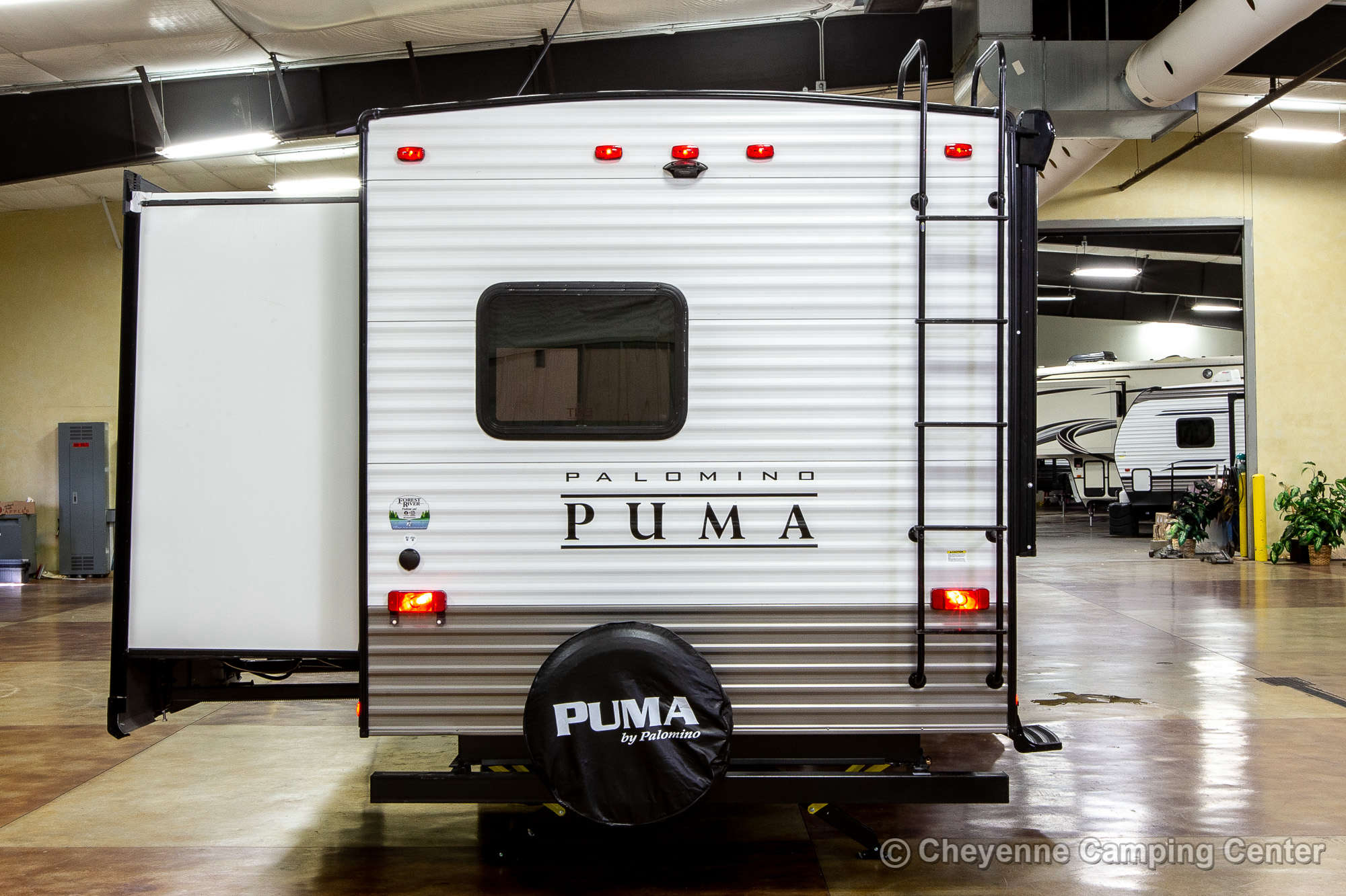 2022 Palomino Puma 32BHQS Bunkhouse Travel Trailer Exterior Image