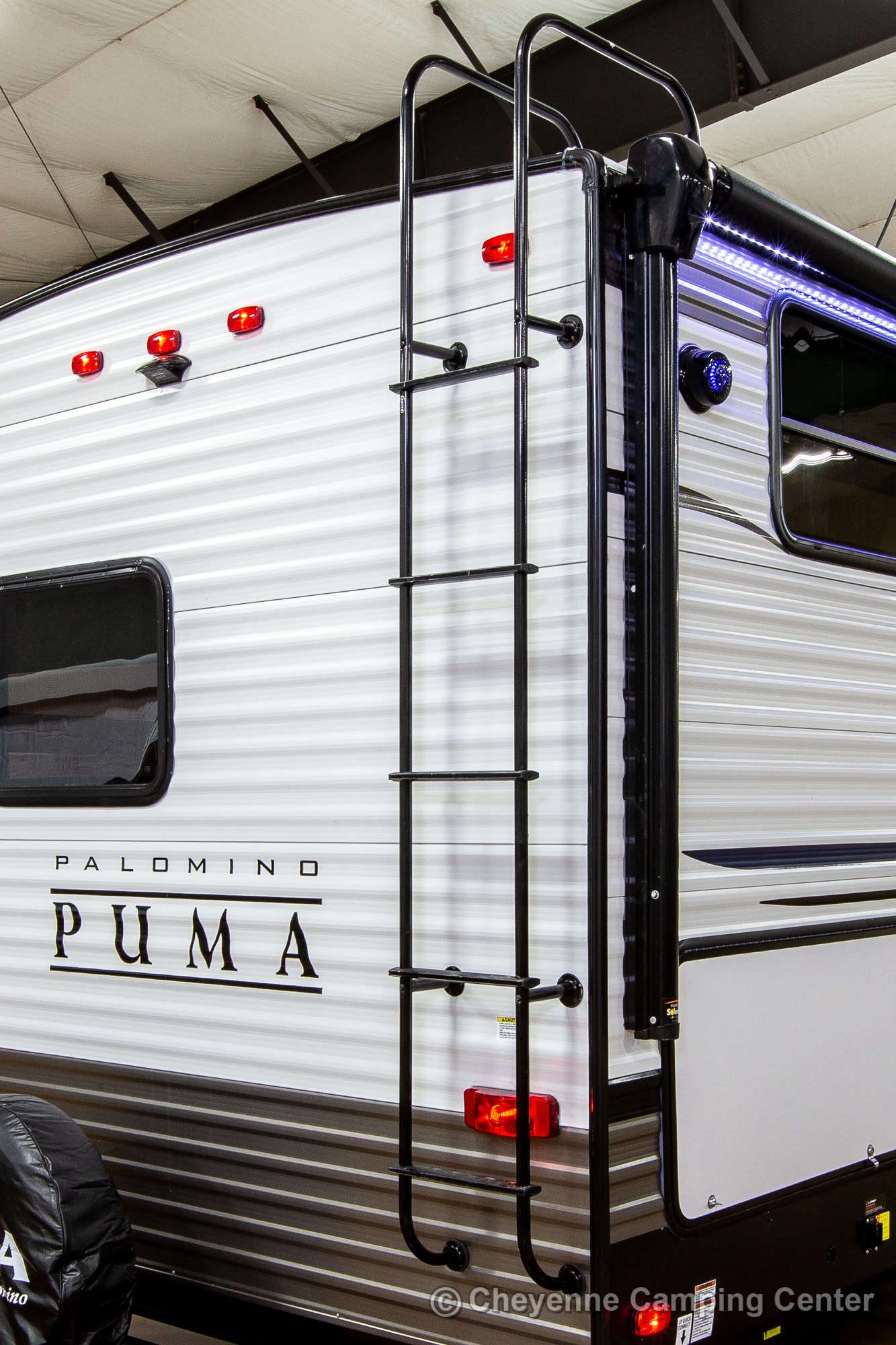 2022 Palomino Puma 32BHQS Bunkhouse Travel Trailer Exterior Image