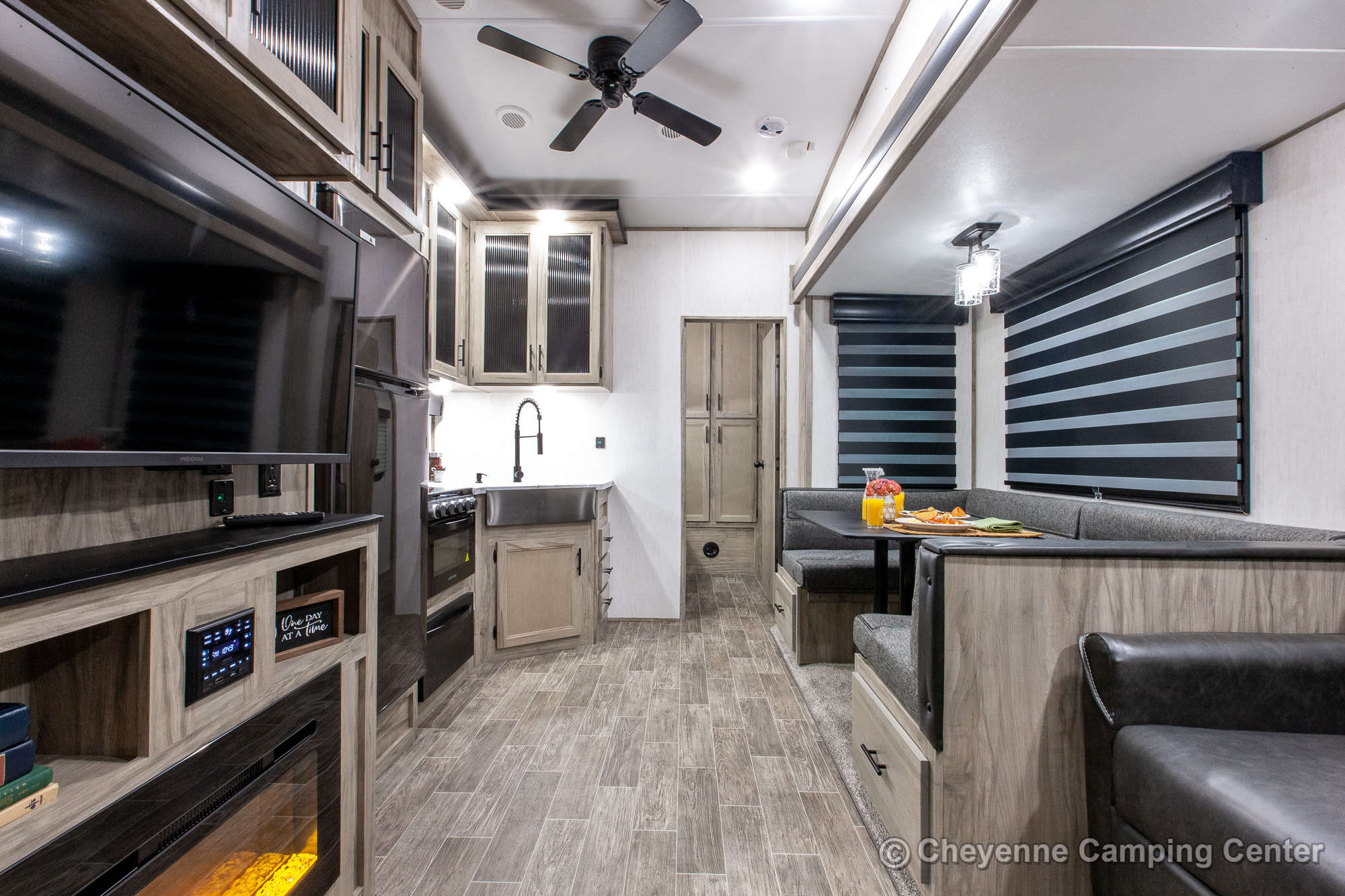 2022 Forest River Cherokee Arctic Wolf 287BH Bunkhouse Fifth Wheel Interior Image