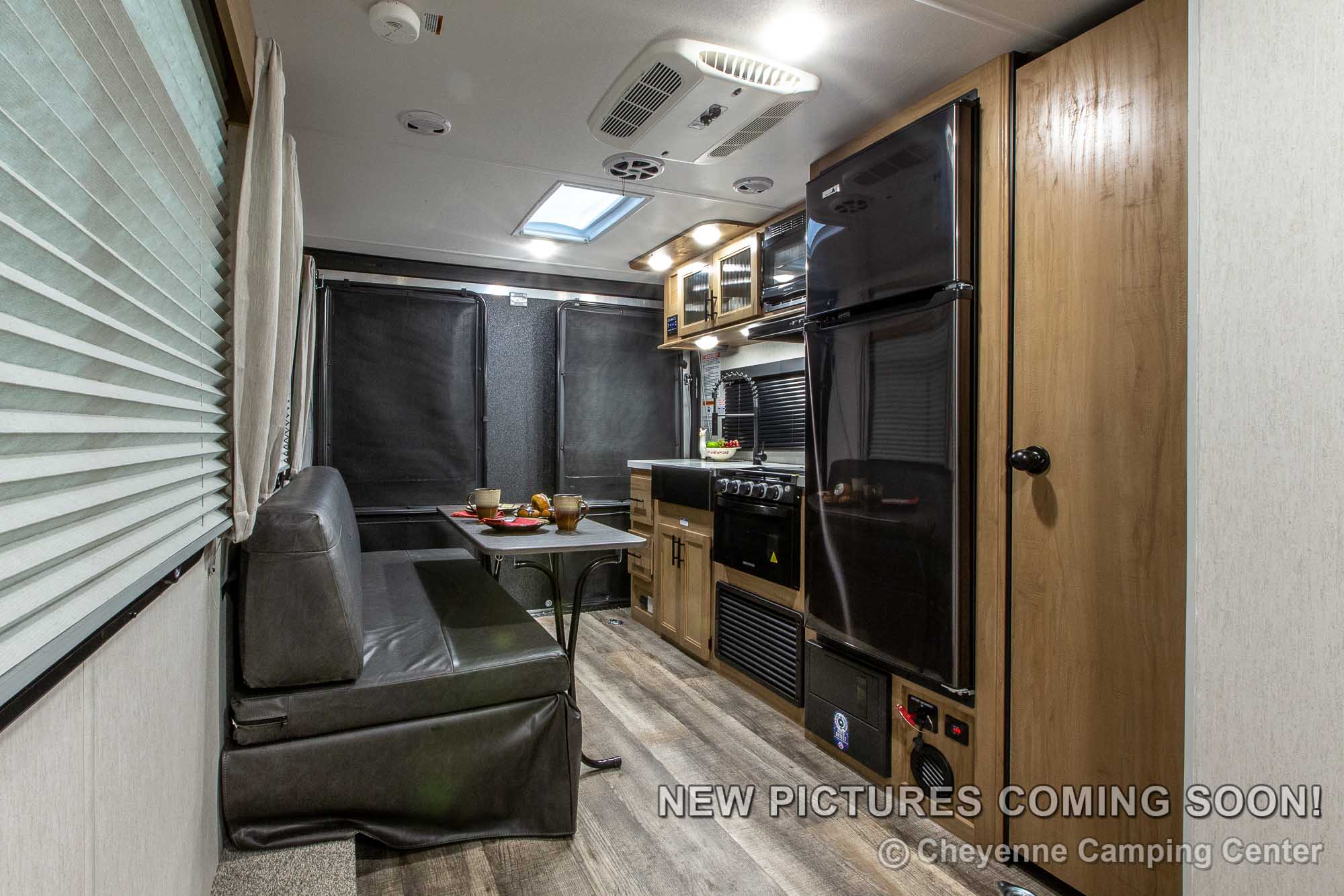 2024 Forest River Cherokee Grey Wolf Black Label 18RRBL Toy Hauler Travel Trailer Interior Image