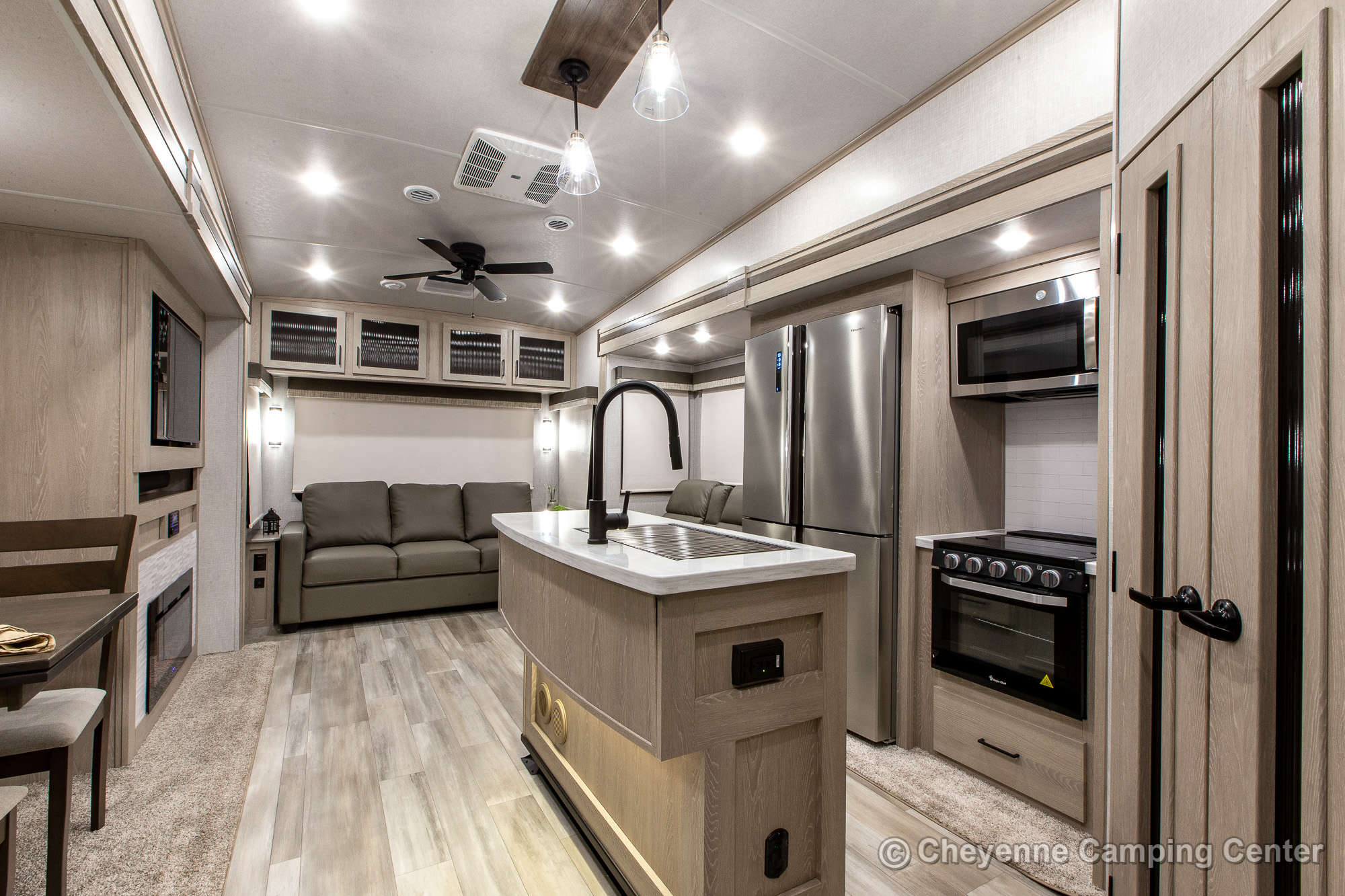2022 Forest River Classic by Flagstaff 8529CSB Fifth Wheel Interior Image