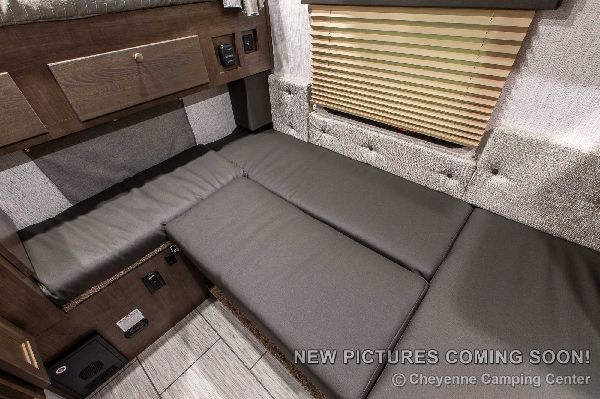 2022 Palomino BackPack SS-1500 Truck Camper Interior Image